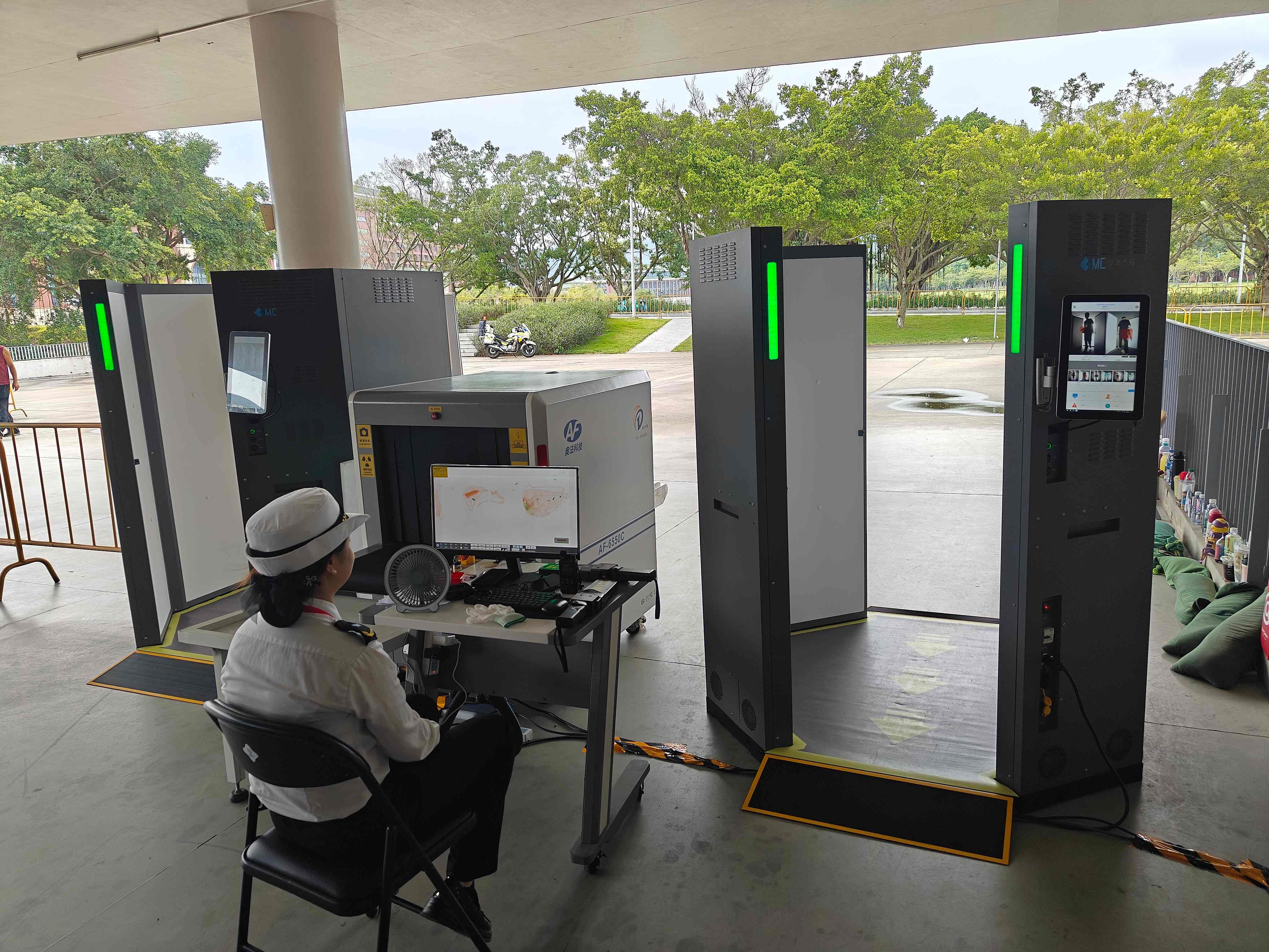 微度芯创毫米波安检通道为第十五届全国运动会保驾护航